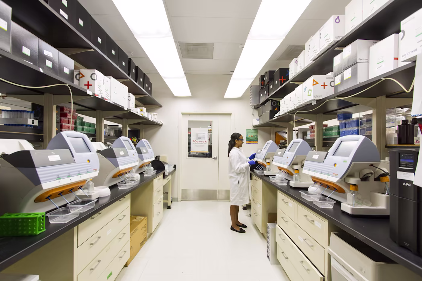 Food microbiology and nutrition laboratory